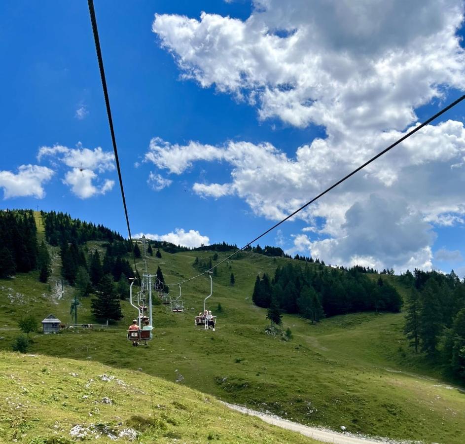 Neza Velika Planina Alpesi faház *